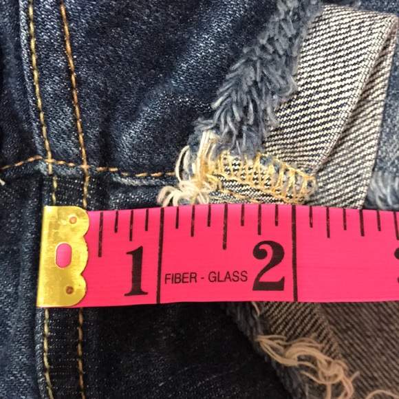 ❌❌NOT FOR SALE❌❌HOLLISTER JEAN DENIM SHORTS SIZE 3/26” W NEW NWOT - Picture 6 of 11